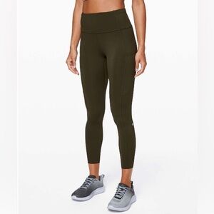 Lululemon Fast and Free Tight II 25” non-reflective Nulux in Dark Olive. Size 2
